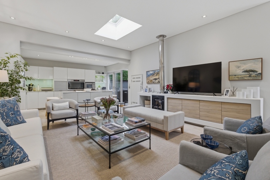 2 Bedroom Property for Sale in Green Point Western Cape